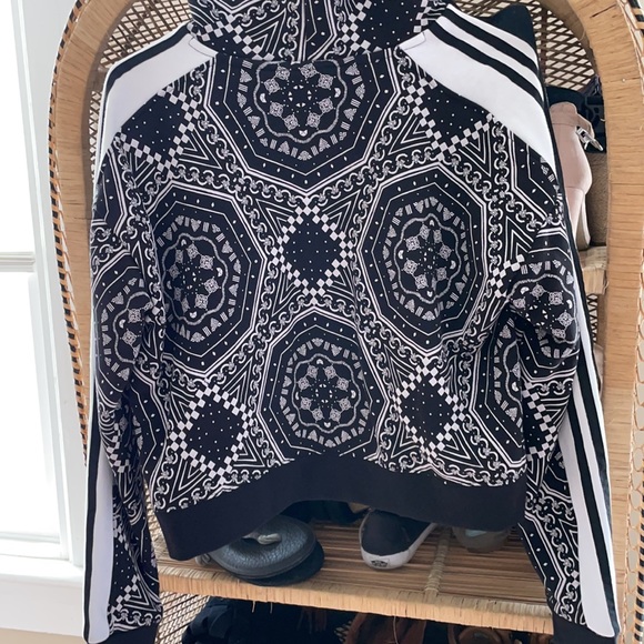 Adidas hoodie - Picture 2 of 5